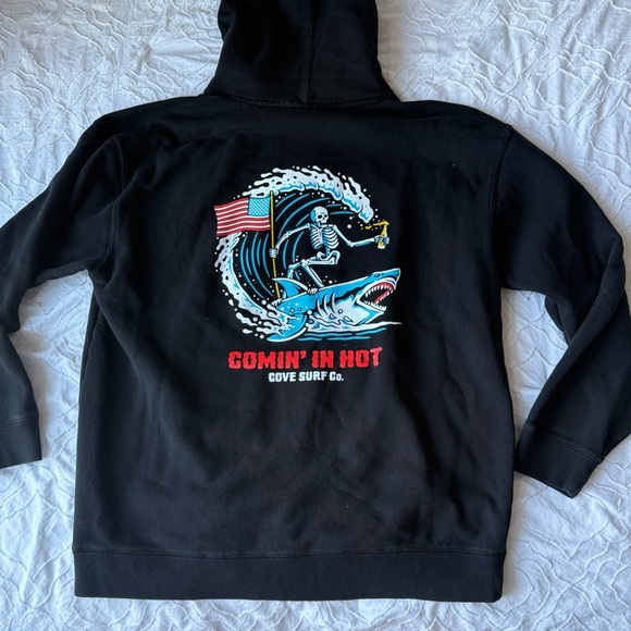 Cove Black Sweatshirt Hoodie with Logo Comin In Hot Shark Skeleton - Picture 7 of 7